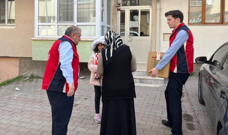 Doğanşehir ilçesinde bin 500 depremzedenin günlük yemek ihtiyacı Sivas'tan!..