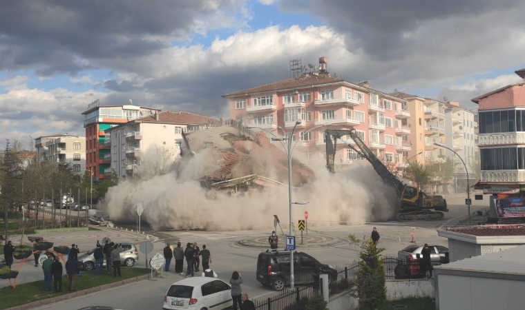 Malatya'da orta hasarlı binalar yıkılacak mı? Uzmanlar ne diyor?