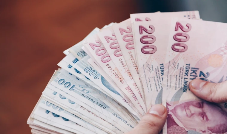 Banka kartı bulunan herkes harcama sözüne 2000 TL kazanacak! Sms ile başvurmak için…