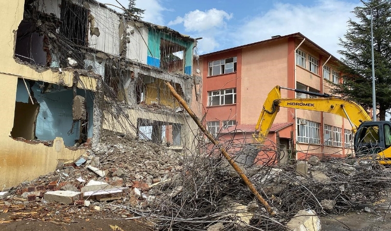 Arapgir hükümet konağı için yerinde dönüşüm talebi!