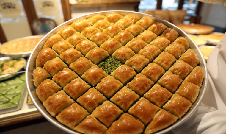 Sahte baklava tuzağı: Tüm yöntemleri ifşa oldu! Baklavanın sahtesi nasıl anlaşılır?