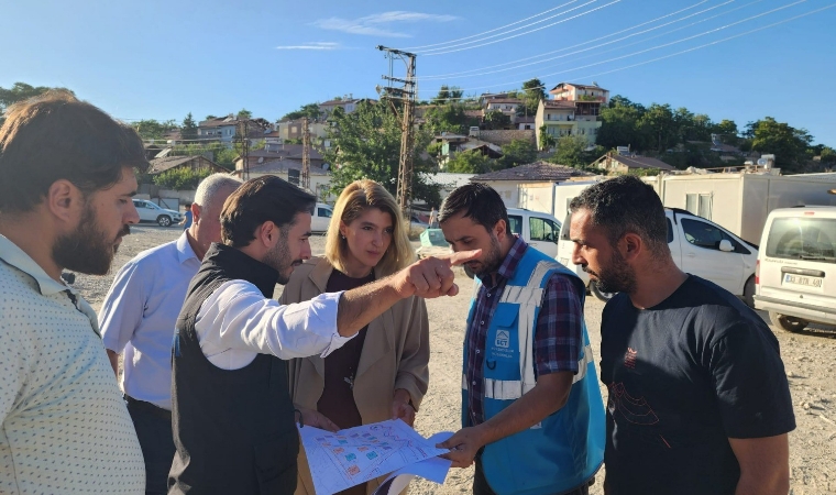 Ölmeztoprak: Deprem bölgesinde çalışmalar hızla sürüyor!