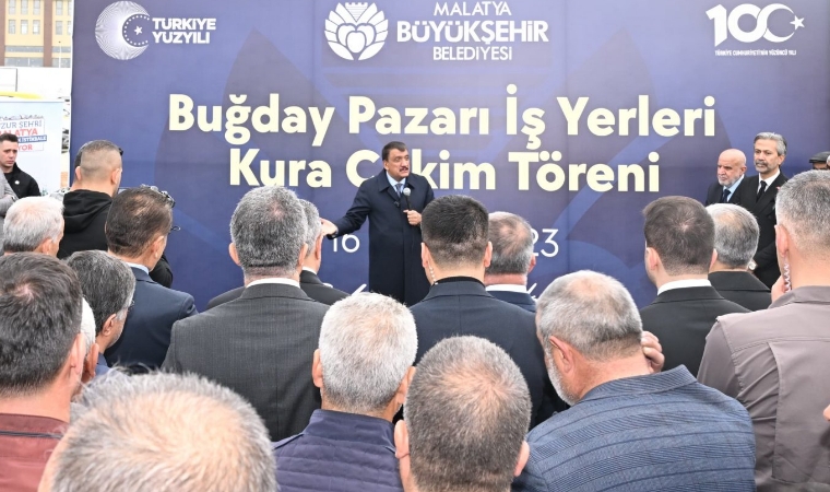 Buğday Pazarı Esnafları bir yıl kira ödemeyecekleri dükkânlarına kavuştu!..