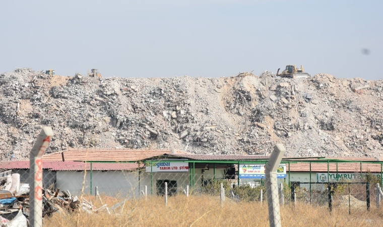 Moloz ıslahını koordine edemeyenler Malatya'ya zarar veriyor!