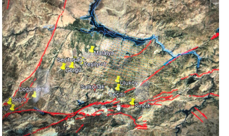 Malatya'daki 5.2 büyüklüğünde depremin ardından Naci Görür’den 'kırılmamış fay' açıklaması