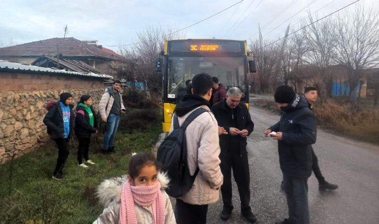 MOTAŞ otobüsü arızalandı! Hatunsuyu ve Alişar’ın çilesi bitmiyor