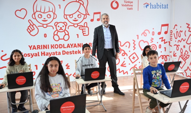 Vodafone Vakfı deprem bölgesine desteğini sürdürüyor