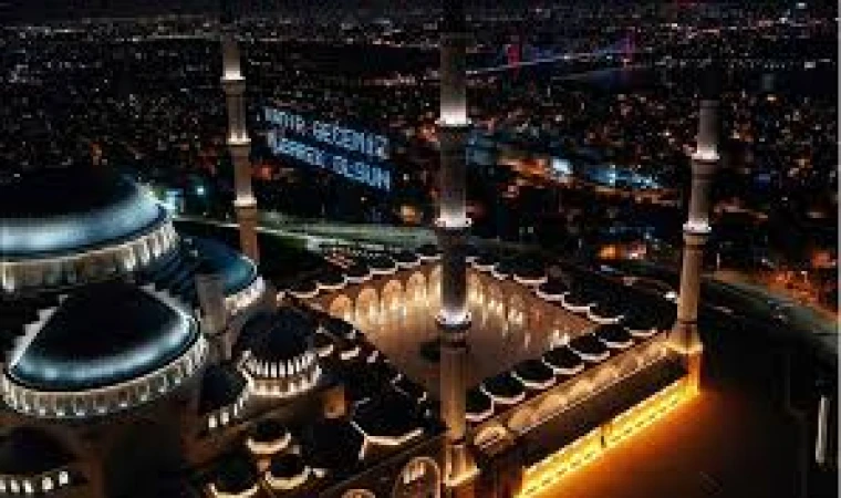 2024 Kadir Gecesi Ne Zaman? Diyanet’ten Beklenen Duyuru Geldi