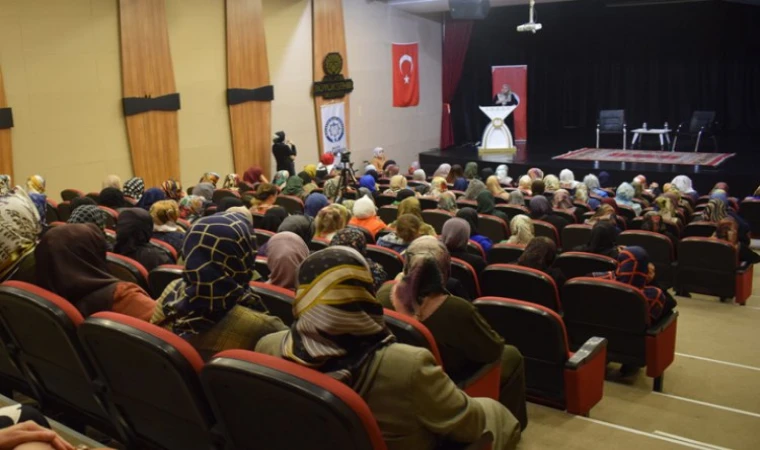 Malatya’da Şehitleri Anma Programı: Dualar Edildi