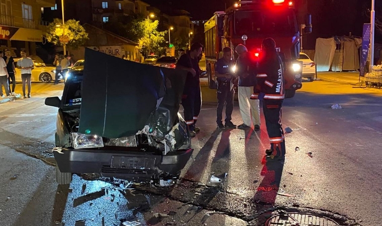 Özalper Mahallesi Yenibahar Caddesi Üzerinde Feci Kaza!