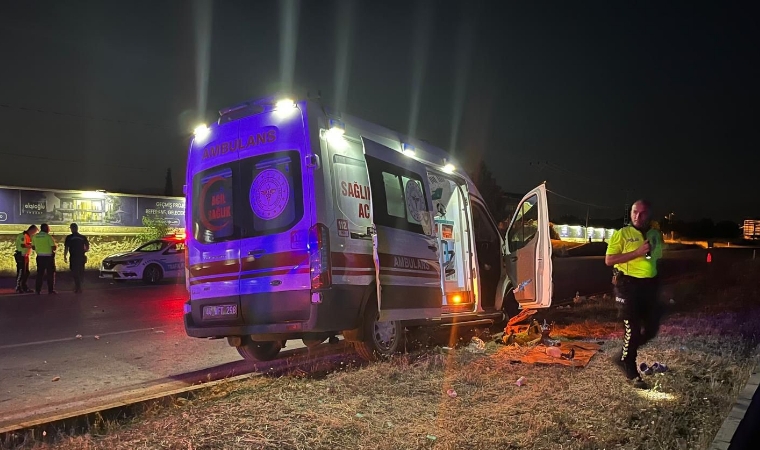 Malatya -Sivas Karayolunda Ambulans Kaza Yaptı