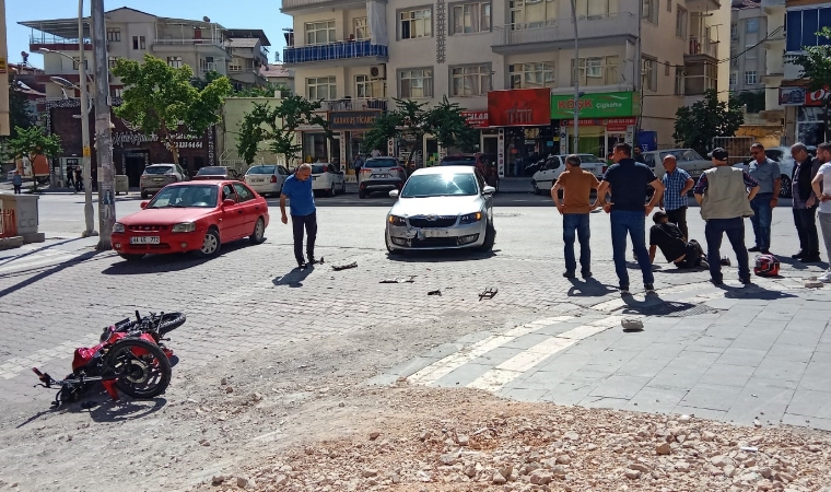 Yeşilyurt ilçesi Ataköy Mahallesi’nde Feci Motosiklet Kazası!