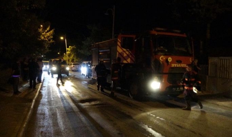 Melekbaba Mahallesi’nde Saldırı Düzenlenen Bir İşyerini Yaktılar!