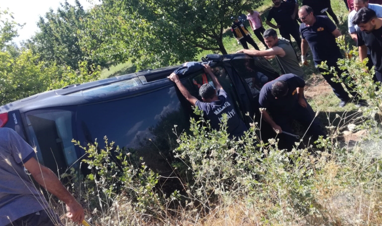 Pütürge-Doğanyol Yolunda Feci Kaza: Bölgeye Jandarma, Sağlık ile İtfaiye Ekipleri Sevk Edildi