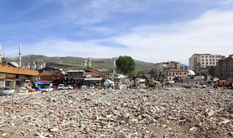 Malatya İçin Deprem Alarmı: FIRATSİFED Başkanı Yasemin Açık’tan Çarpıcı Uyarı