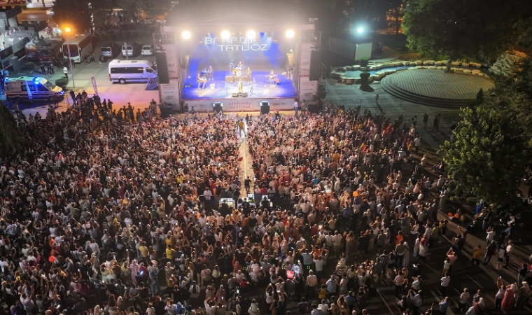 Malatya’dan Kahramanmaraş’a Ziyaretçi Akını: Yoğun İlgi Gösteriyorlar