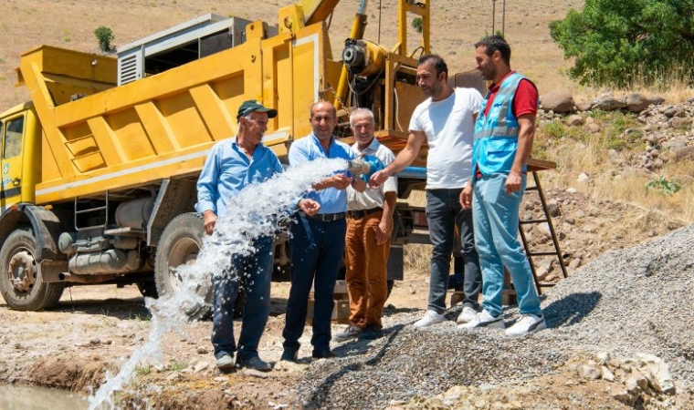 Üç Yıldır Su Sıkıntısı Olan Koşar Mahallesi'nin Sorunu Çözüldü