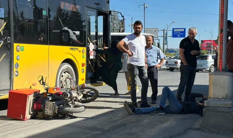 Malatya’da Halk Otobüsü ile Motosiklet Çarpıştı: 1 Yaralı