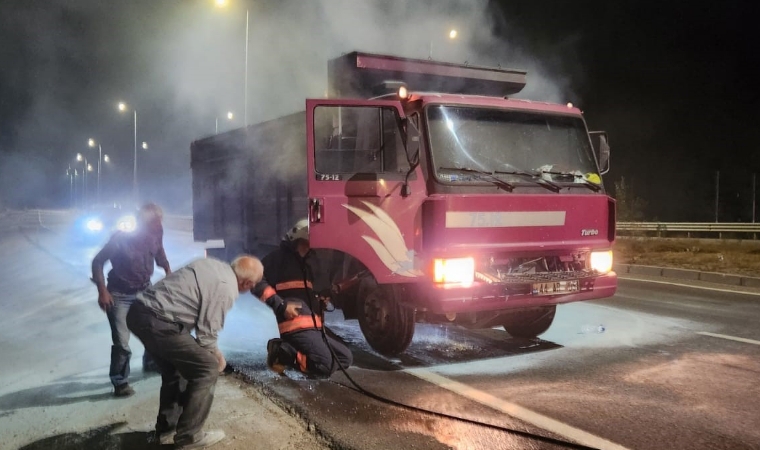 Malatya'da Seyir Halindeki Araçlarda Yangın: Can Kaybı Yok