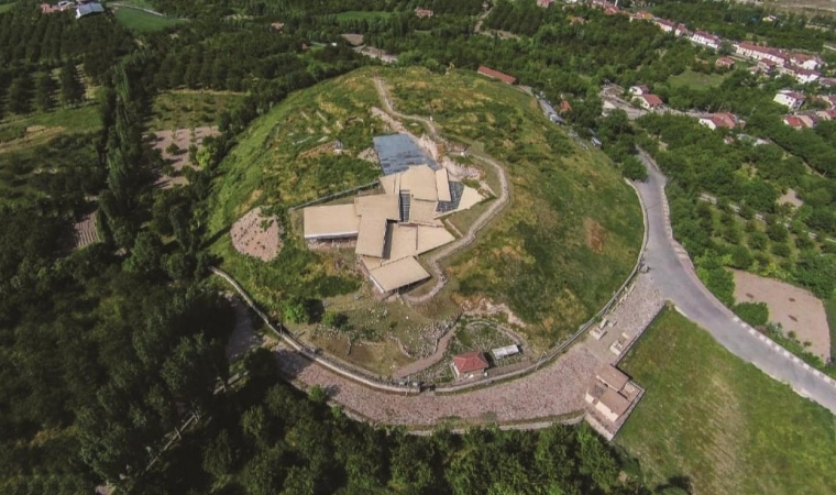 Malatya'nın Tarihi Hazinesi: Arslantepe Höyüğü, Açık Hava Müzesi Niteliğinde