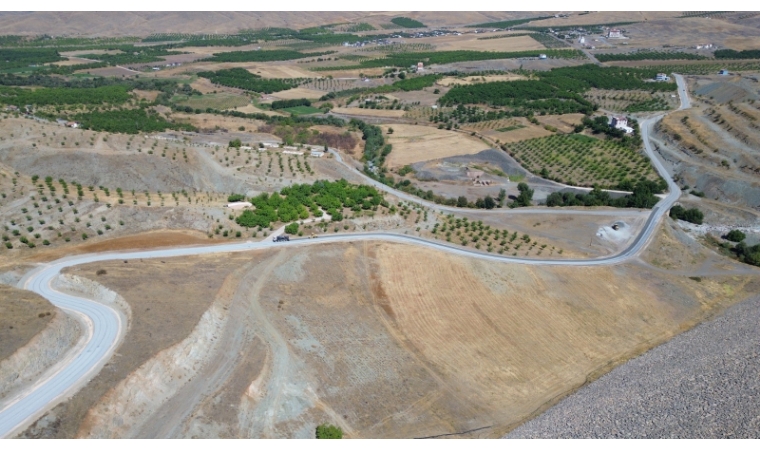 Tokluca ve Hisartepe Mahalleleri Yenilenmiş Yollarına Kavuştu