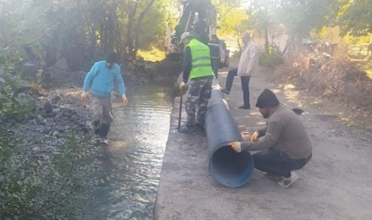 Doğanşehir Belediyesi’nden Hizmet Atağı! Kaldırım, Su Gideri ve Sosyal Alan Projeleri...