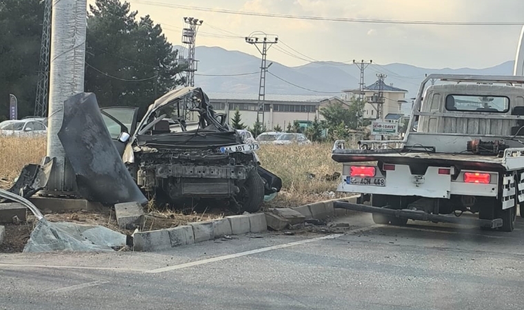 Kendirli Mevkiinde Kazada Can Pazarı: Doğan Şahin Hayatını Kaybetti