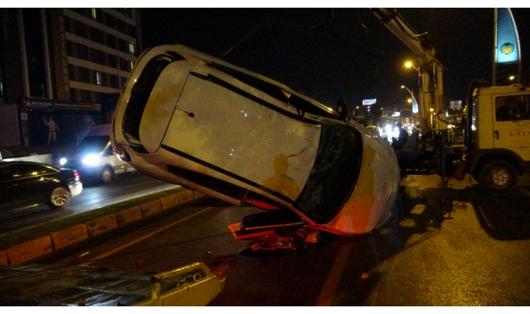 Kontrolden Çıkan Araç Takla Attı: 5 Kişi Hastaneye Kaldırıldı