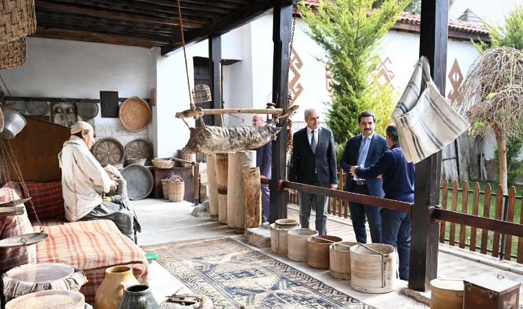 Malatya’nın Tarihi Hazine: Poyraz Konağı Türkiye’nin İlk Mahalle Yaşam Müzesi Olarak Ziyarete Açıldı!