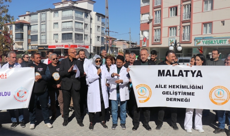 Sağlıkta Kriz Büyüyor: Malatya'da Aile Hekimleri Üç Günlük İş Bırakma Eylemi Gerçekleştirdi!