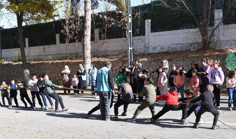 Yeşilyurt’tan Ailelere Sıcak Bir Etkinlik: Horata’da Sonbahar Pikniği