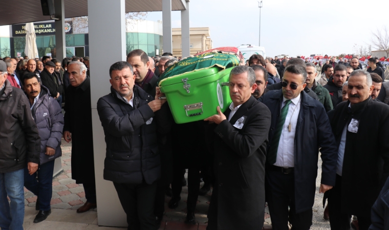 CHP Malatya Milletvekili Veli Ağbaba’nın Babası Hüseyin Ağbaba Son Yolculuğuna Uğurlandı