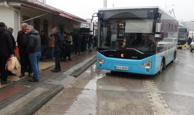 İlhan Göktürk’ten Örnek Davranış: Bulduğu Cüzdanı Geri Verdi, Güven Kazandı!