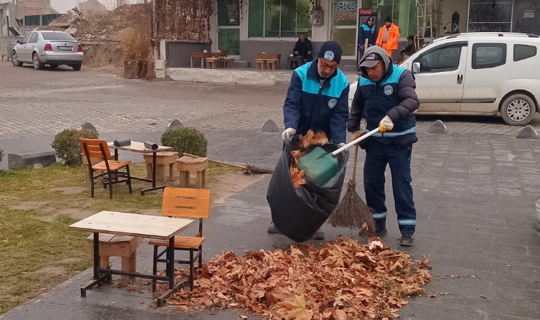 Kış Temizliği Başladı: Battalgazi’de Çamur ve Atıklarla Mücadele Devam Ediyor!