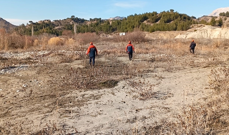 Adıyaman-Malatya Kara Yolu Göz Hapsinde: Kayıp Nuriye Teyze İçin Zamanla Yarış!