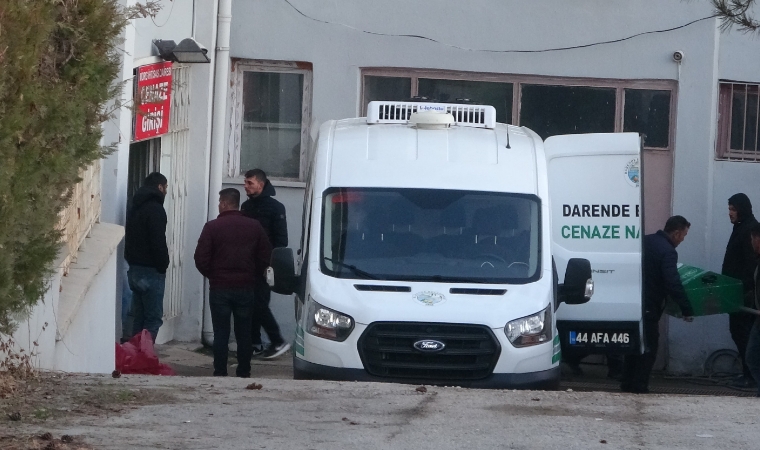 Darende’de Şok Olay: İstanbul’dan Gelen Akraba, Yaşlı Kadını Bıçaklayarak Öldürdü!