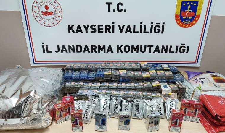 Kayseri-Malatya Karayolunda Tütün ve Çay Kaçakçılığına Jandarma Darbesi!