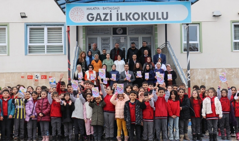 Gazi İlkokulu’ndan Şiir Projesi Milli Eğitim Bakanlığı’ndan Takdir Gördü