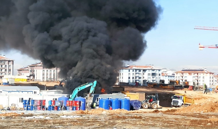 Malatya Şantiyesindeki Yangın Büyük Felaketi Önledi!