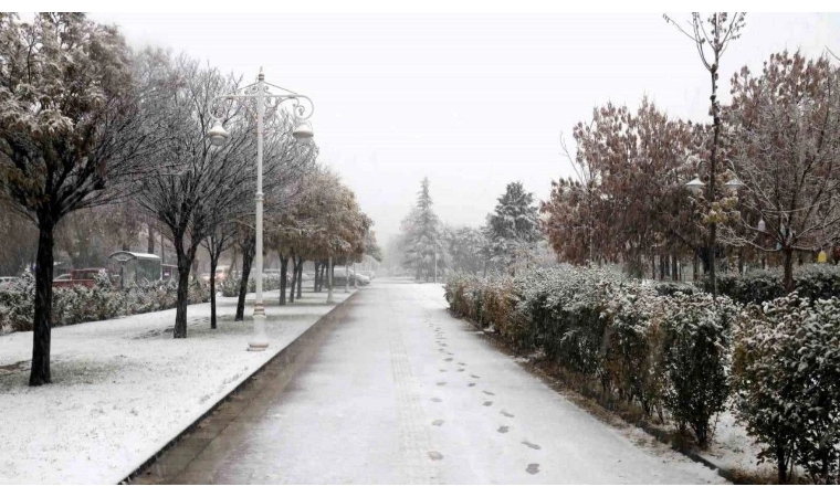 Malatya’da Kar Yağışı: Saat Saat Soğuyan Hava ve Kuvvetli Rüzgar Etkili!