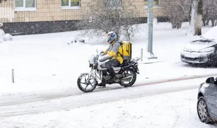 Yasaklar Kaldırıldı: Motosiklet ve Elektrikli Scooter Kullanımına İzin Verildi!