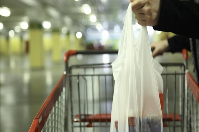 Plastik Poşetler Üzerine Bir Halk Hikâyesi: 25 Kuruşluk Çözümün Yıldönümü! Peki Ya Depremin Yaraları?