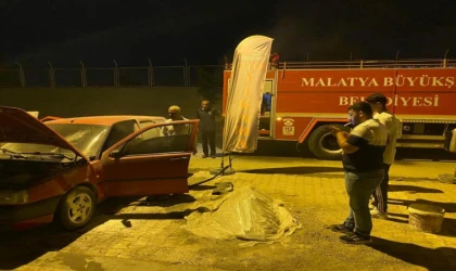 Malatya’da Gece Yarısı Korkutan Yangın: Otomobil Alev Aldı!