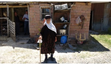 Torununun Torununu Gören Zeynep Çınar 100'üncü Yaşı İçin Gün Sayıyor