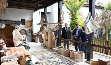 Malatya’nın Tarihi Hazine: Poyraz Konağı Türkiye’nin İlk Mahalle Yaşam Müzesi Olarak Ziyarete Açıldı!